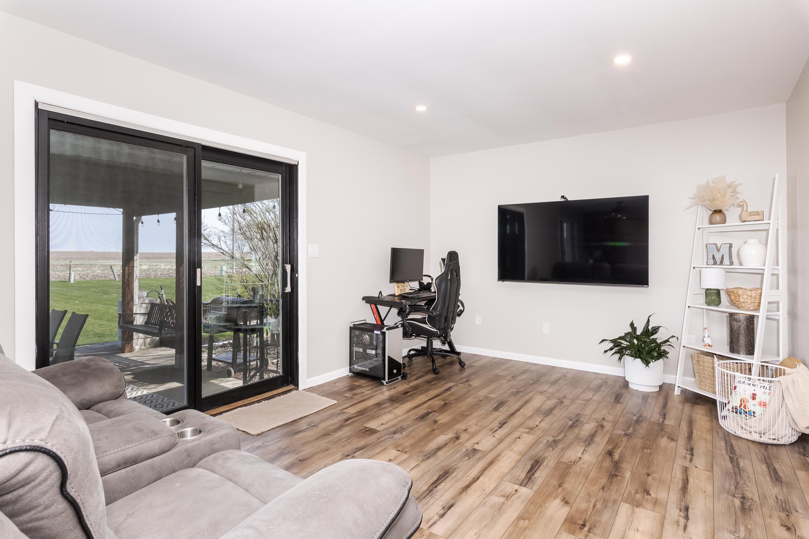 405 W Jeffery Street, Cullom, IL 60929