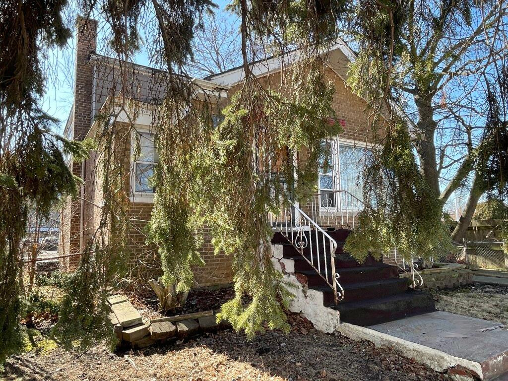 2313 E 92nd Street, Chicago, IL 60617
