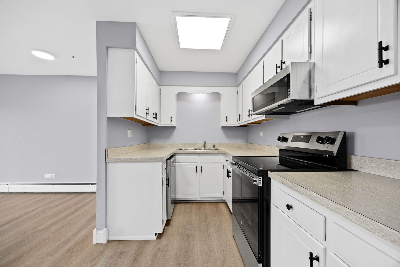 4221 Saratoga Avenue #410A, Downers Grove, IL 60515