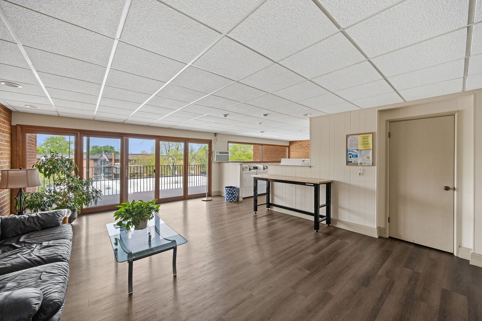 4221 Saratoga Avenue #410A, Downers Grove, IL 60515