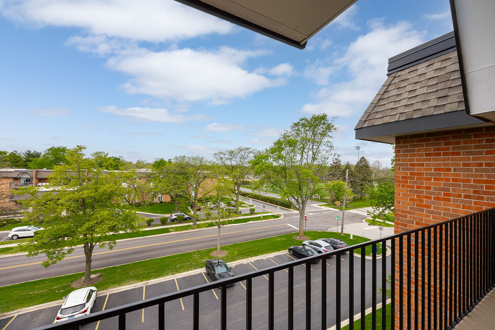 4221 Saratoga Avenue #410A, Downers Grove, IL 60515