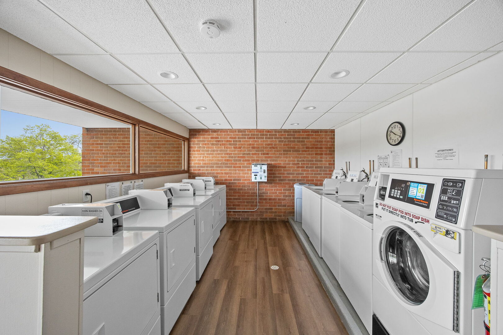 4221 Saratoga Avenue #410A, Downers Grove, IL 60515