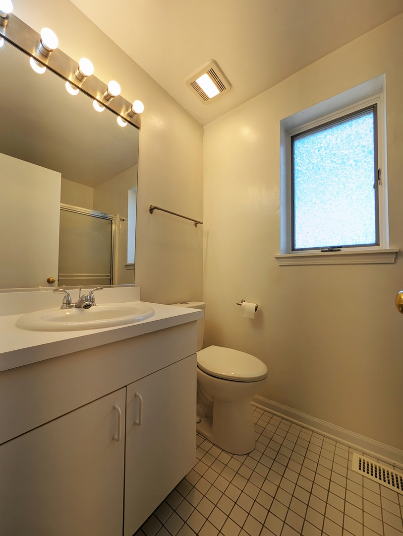 7241 Franklin Street #A, Forest Park, IL 60130