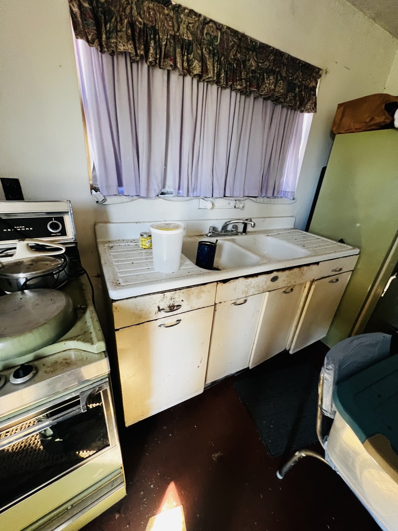 5266 S 12750e Road, Pembroke Twp, IL 60958