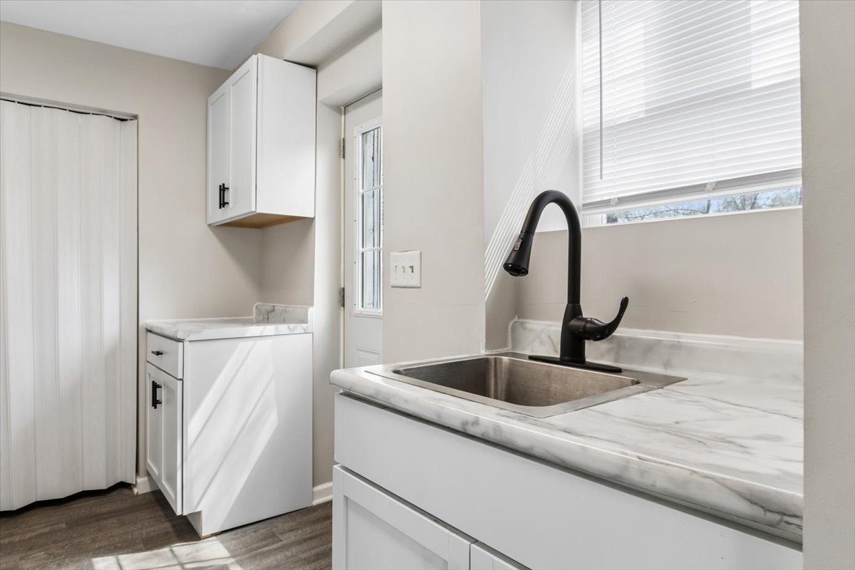 1510 Fairview Avenue, Joliet, IL 60432