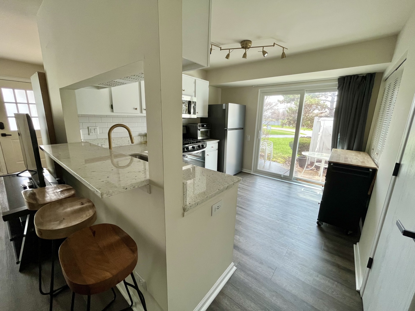 1544 Normantown Road, Naperville, IL 60564