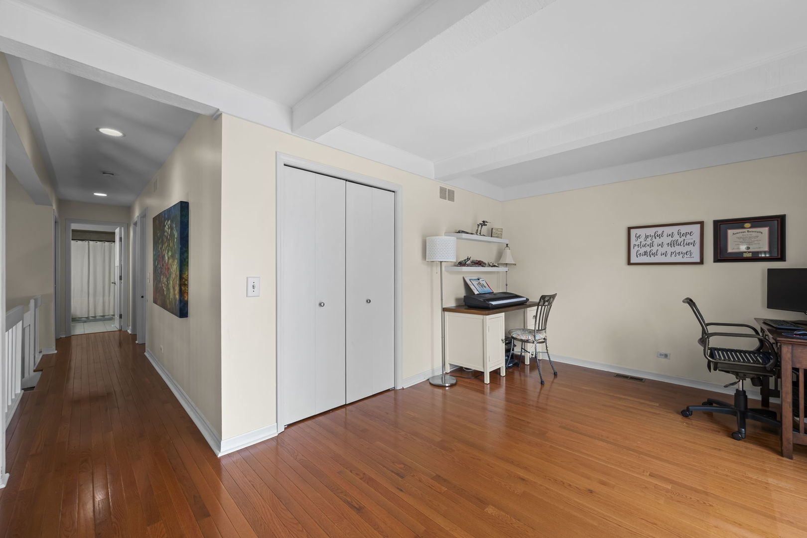 1120 Furlong Drive, Libertyville, IL 60048