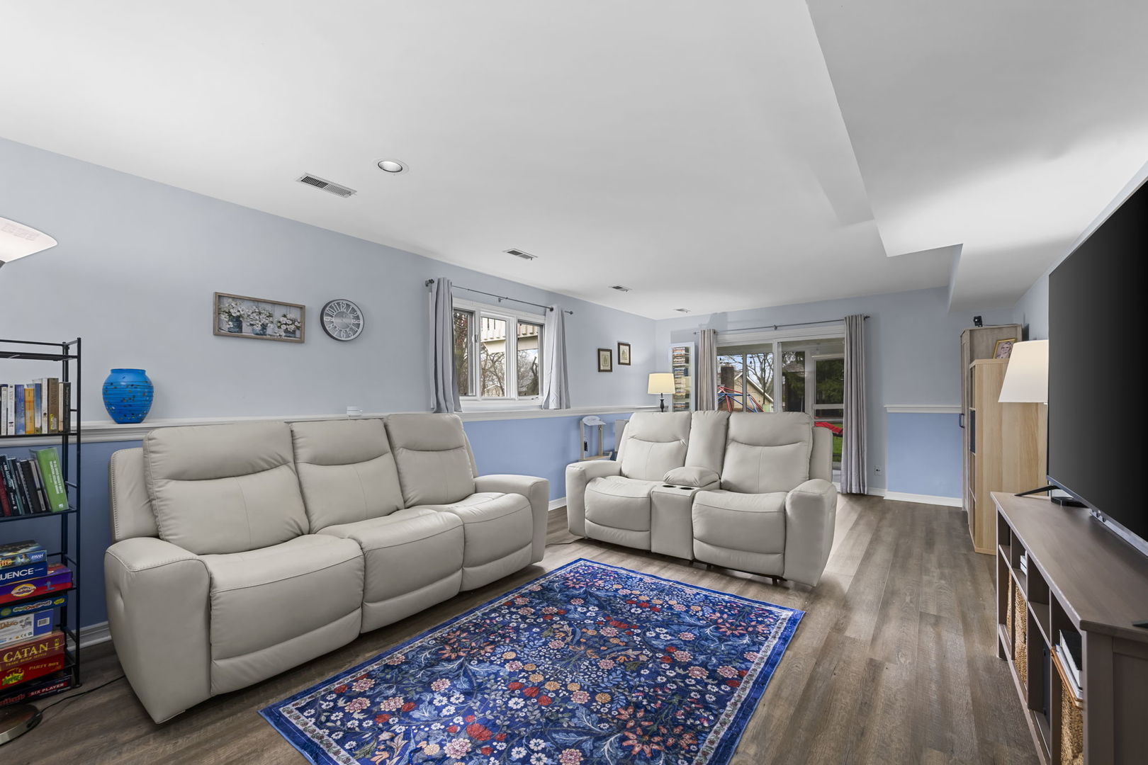 1120 Furlong Drive, Libertyville, IL 60048