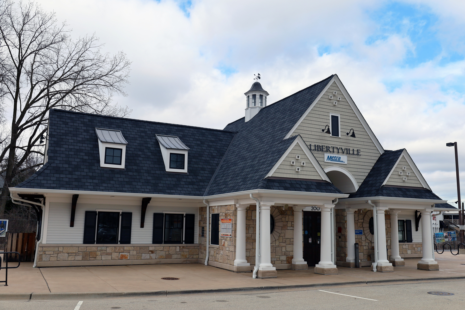 1120 Furlong Drive, Libertyville, IL 60048