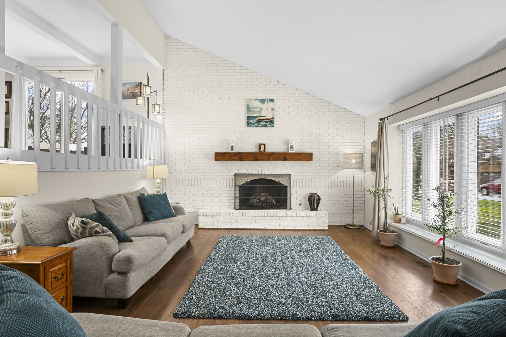 1120 Furlong Drive, Libertyville, IL 60048