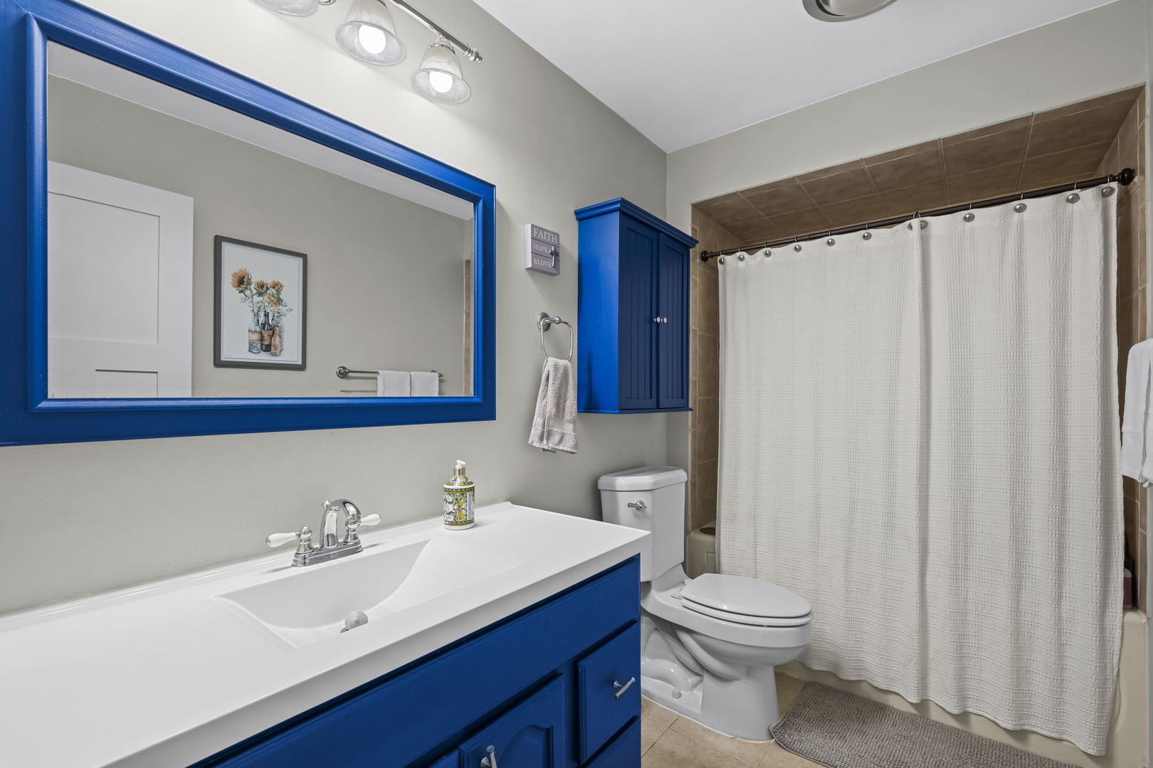 1120 Furlong Drive, Libertyville, IL 60048