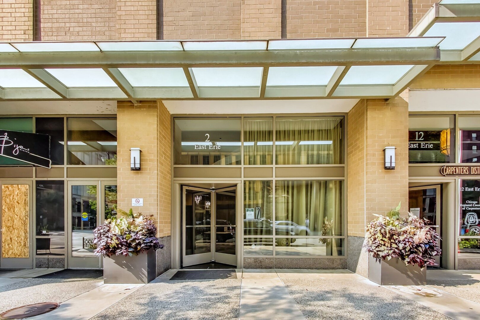 2 E ERIE Street #2102, Chicago, IL 60611
