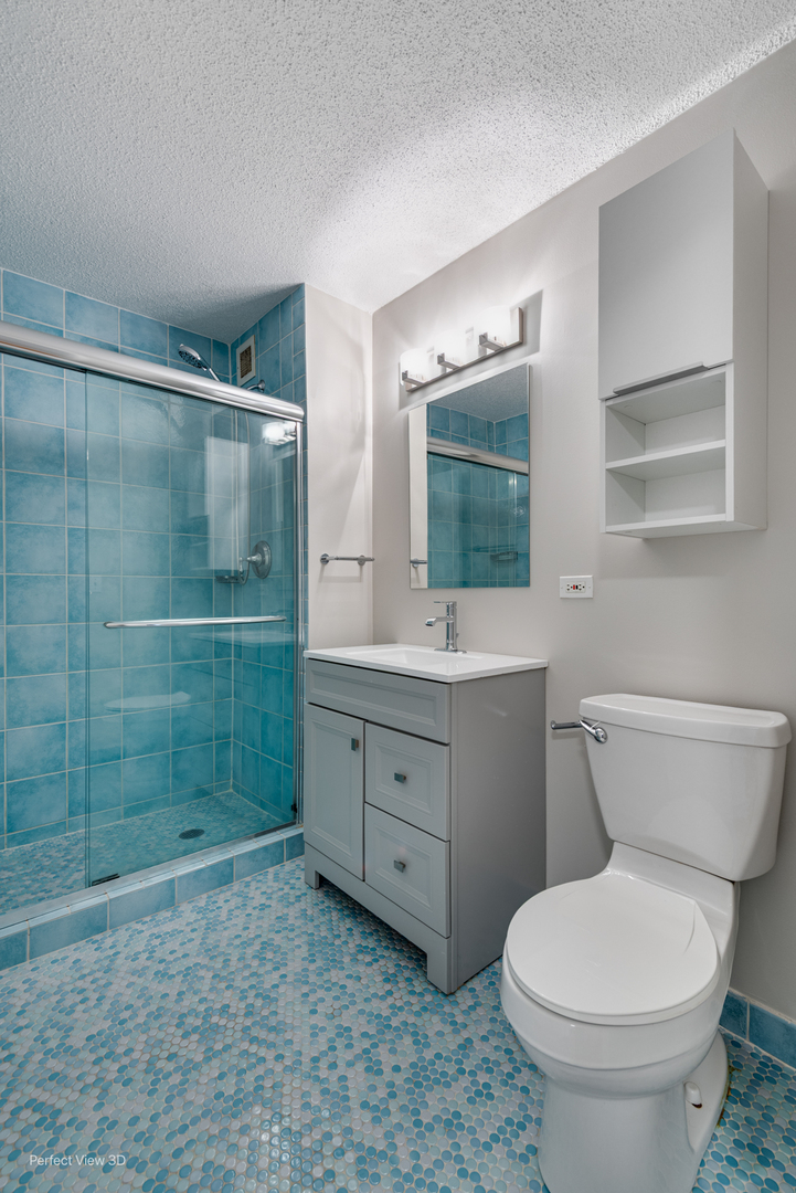 2 E ERIE Street #2102, Chicago, IL 60611