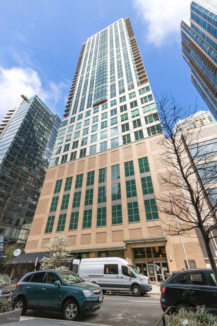2 E ERIE Street #2102, Chicago, IL 60611