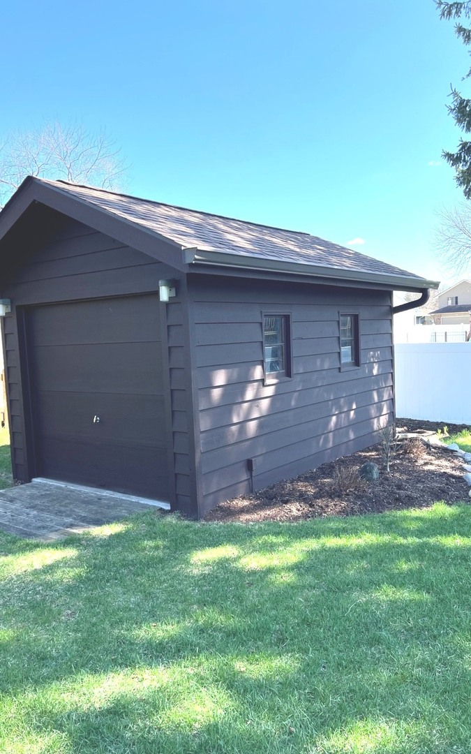 2376 Wyckwood Drive, Aurora, IL 60506