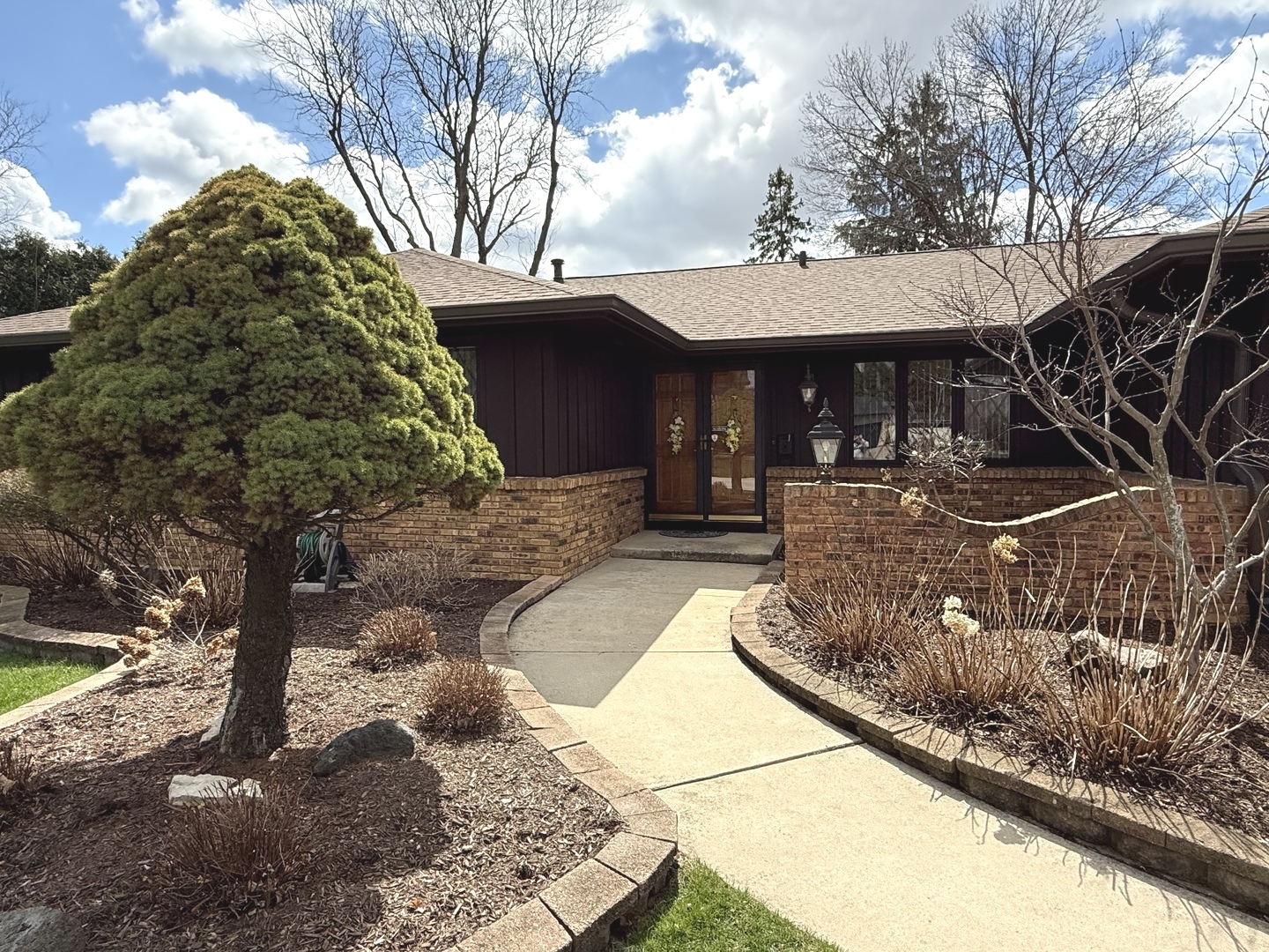 2376 Wyckwood Drive, Aurora, IL 60506