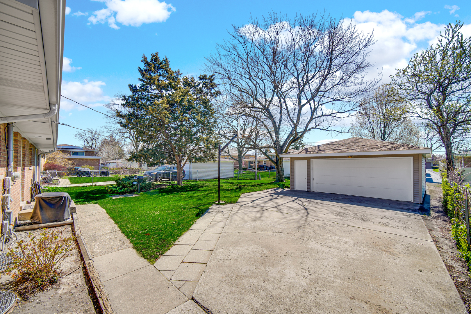 459 E 166th Street, South Holland, IL 60473