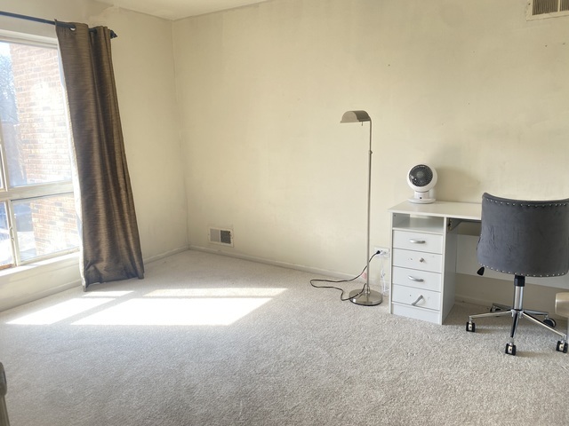 1620 Waxwing Court, Schaumburg, IL 60173