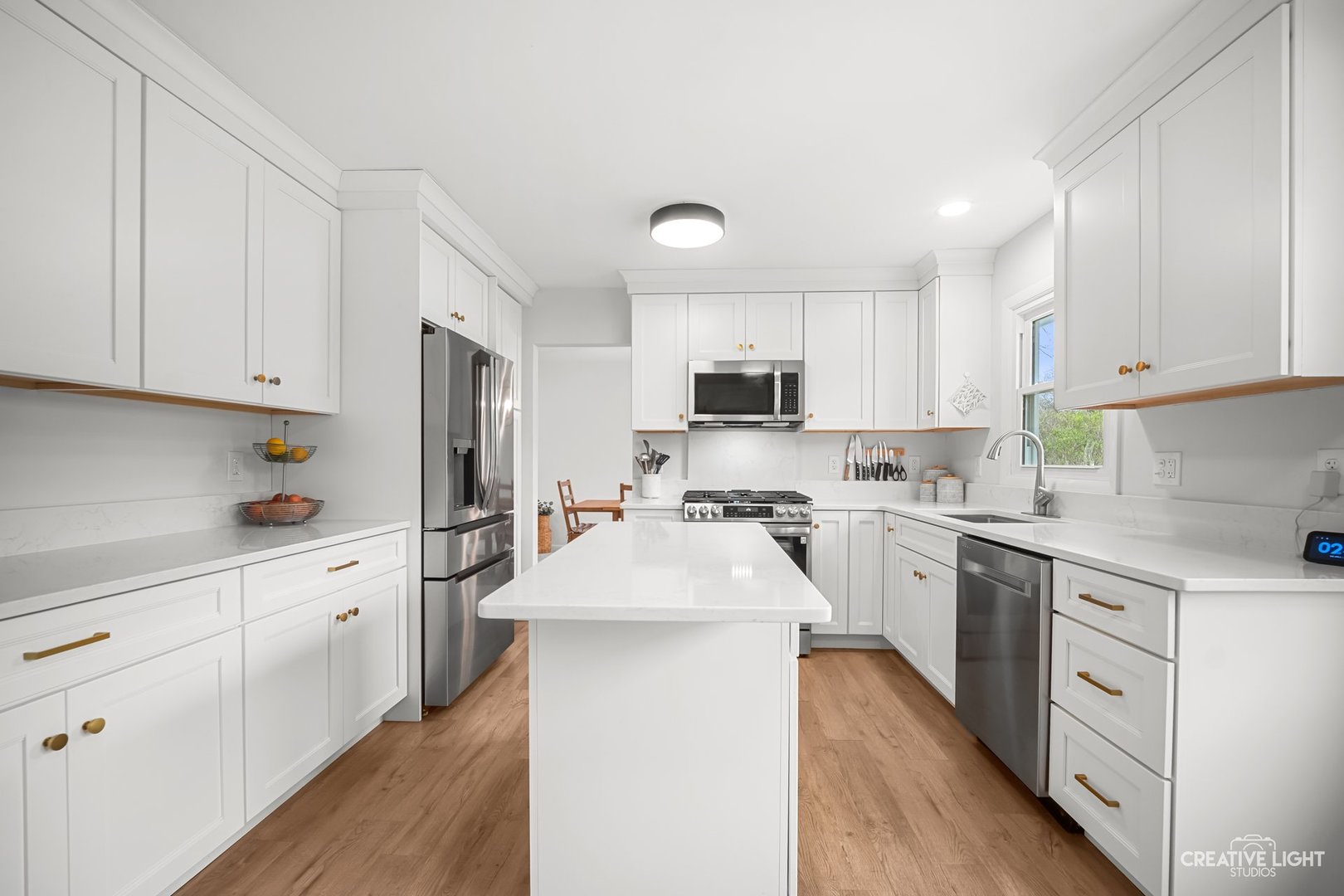 800 Fellows Street, St. Charles, IL 60174