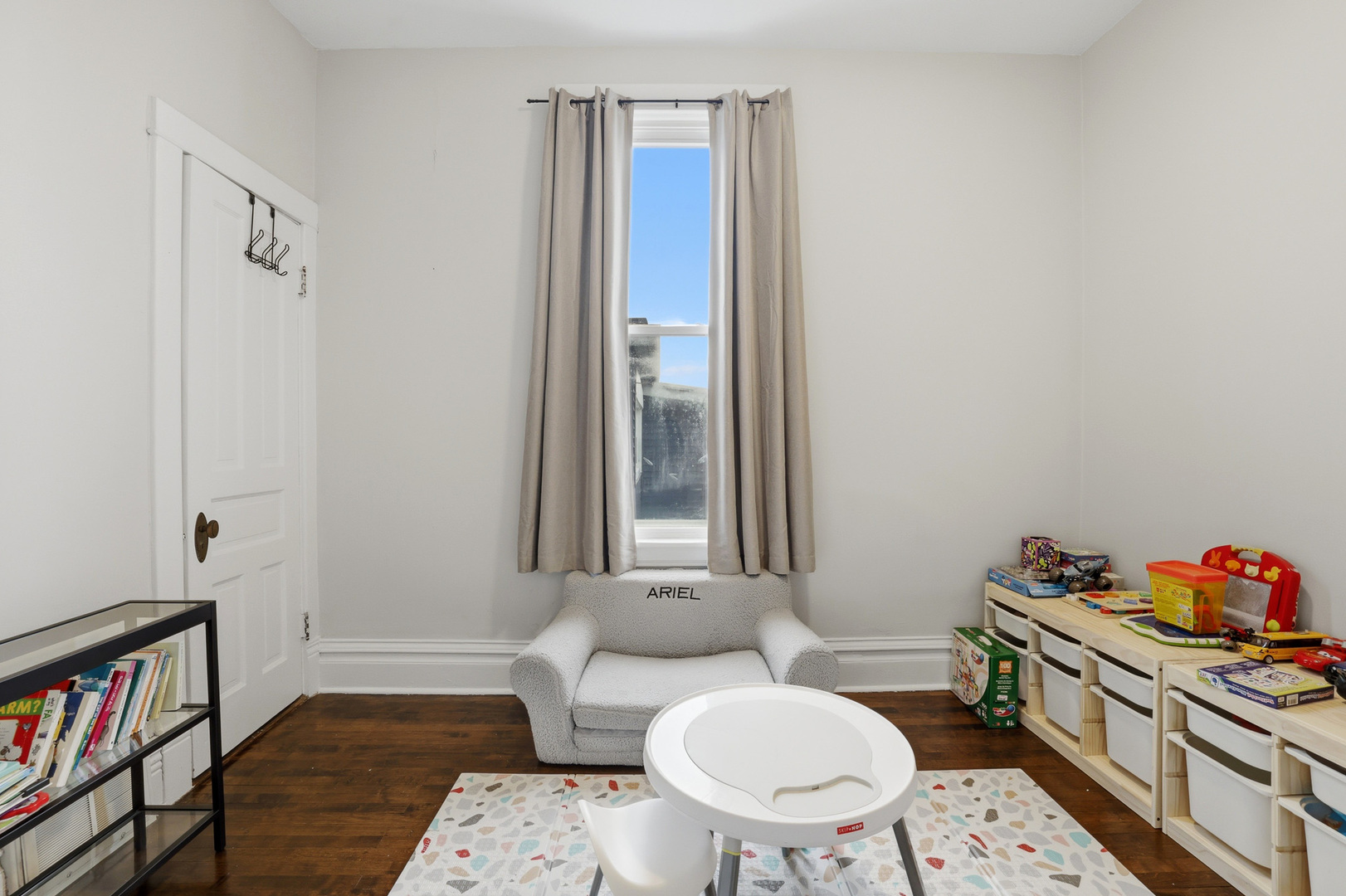 4327 N Avers Avenue, Chicago, IL 60618