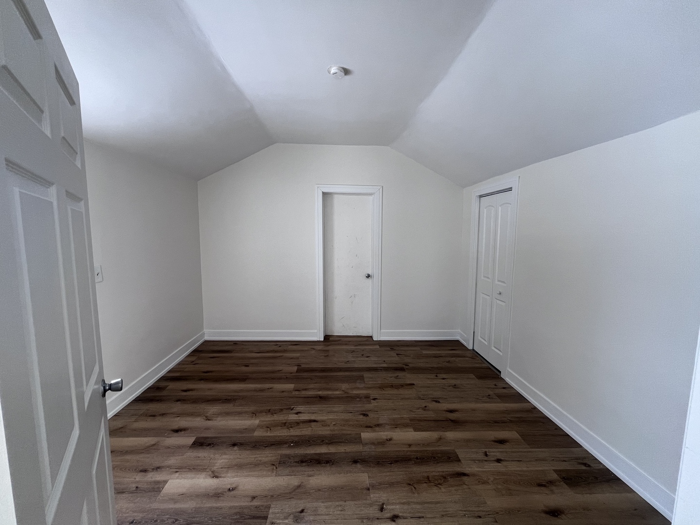 393 Wellington Avenue #2, Elgin, IL 60120