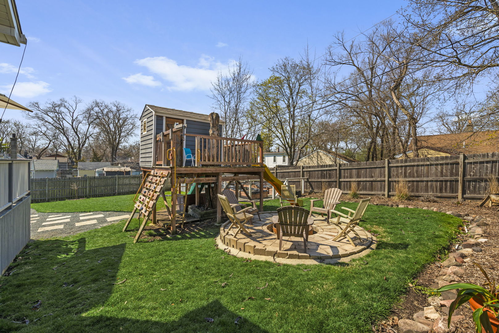 326 BELLEVUE Drive, Round Lake Park, IL 60073