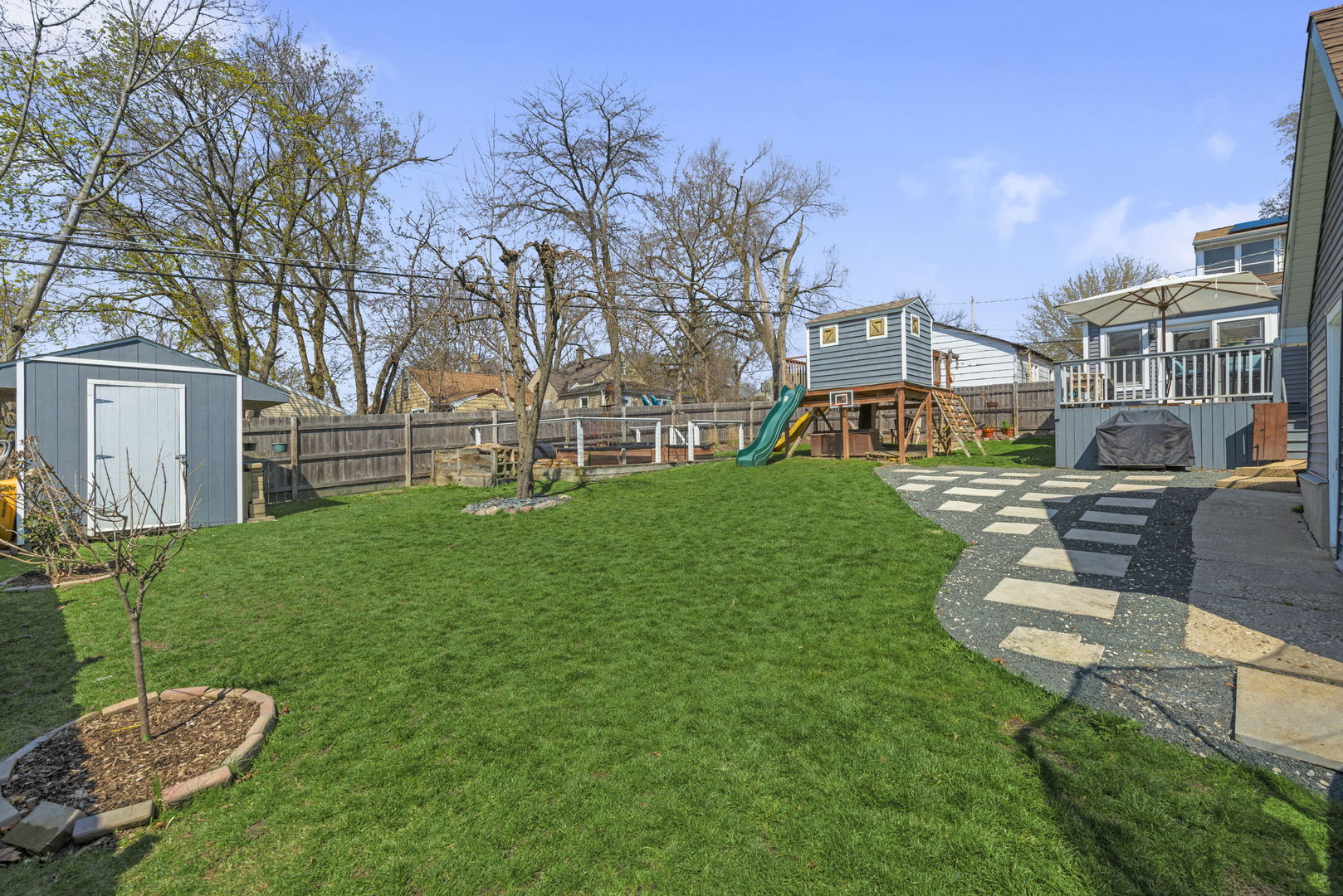 326 BELLEVUE Drive, Round Lake Park, IL 60073