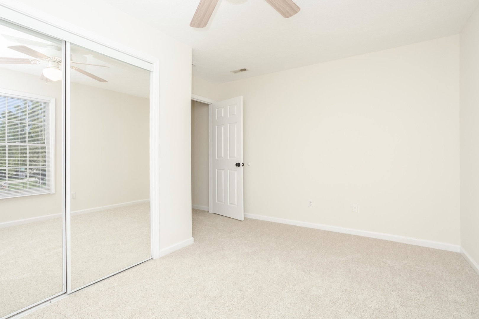 923 E Shelbourne Drive #923, Normal, IL 61761