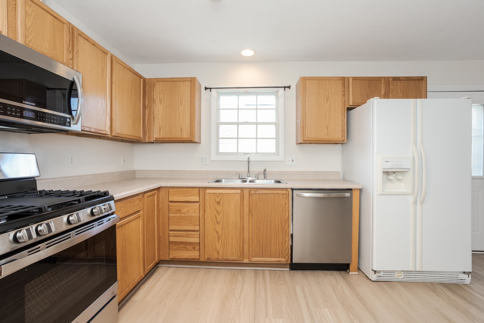 923 E Shelbourne Drive #923, Normal, IL 61761