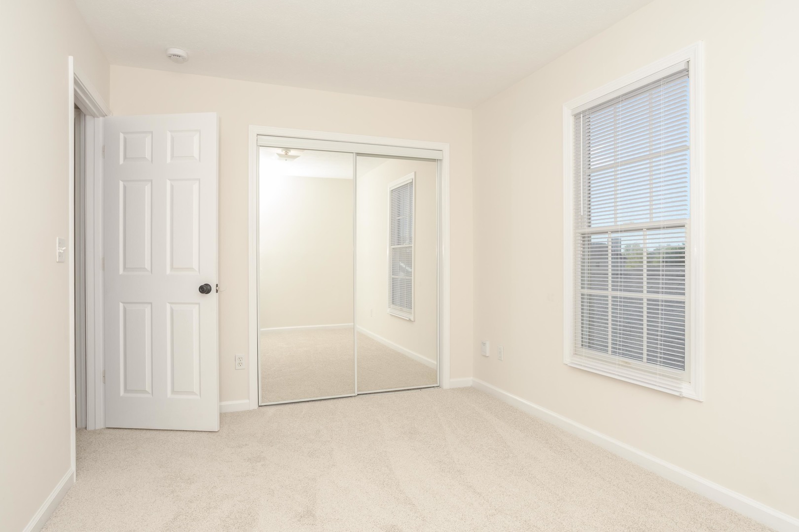 923 E Shelbourne Drive #923, Normal, IL 61761