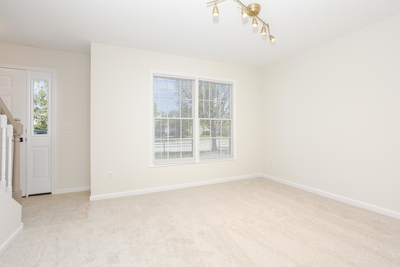 923 E Shelbourne Drive #923, Normal, IL 61761