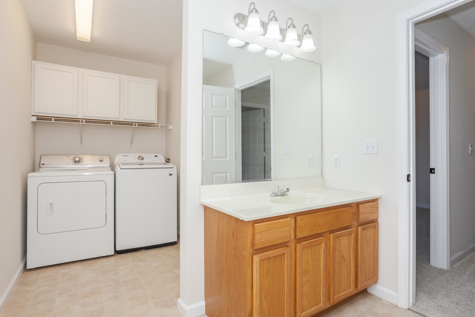 923 E Shelbourne Drive #923, Normal, IL 61761