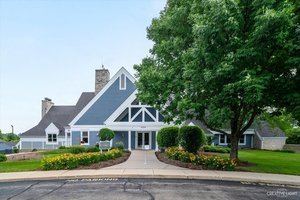 1720 Baybrook Lane, Naperville, IL 60564