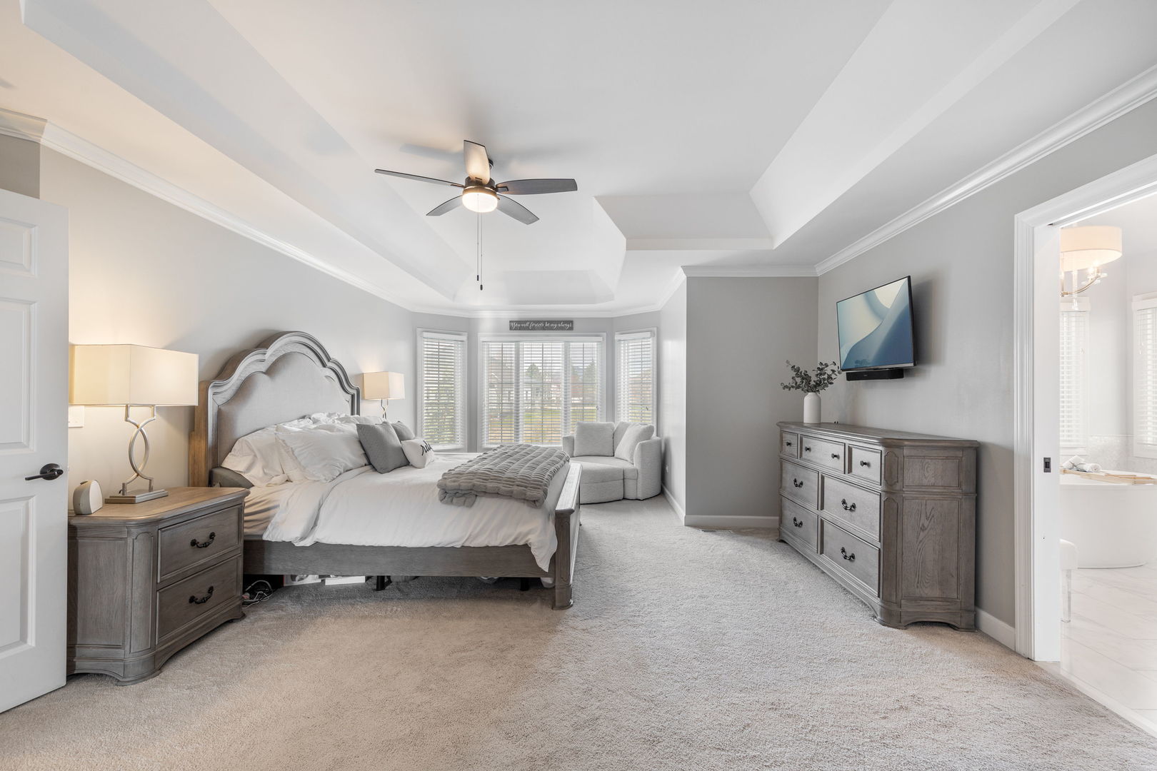 1720 Baybrook Lane, Naperville, IL 60564