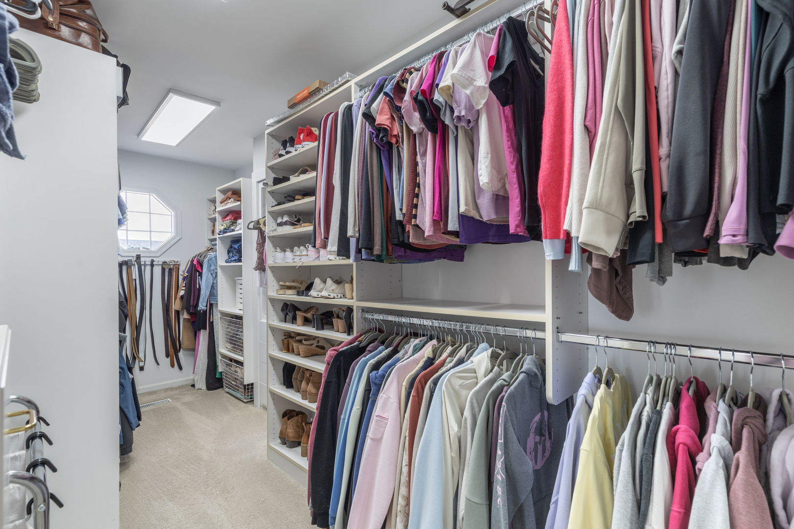 1720 Baybrook Lane, Naperville, IL 60564