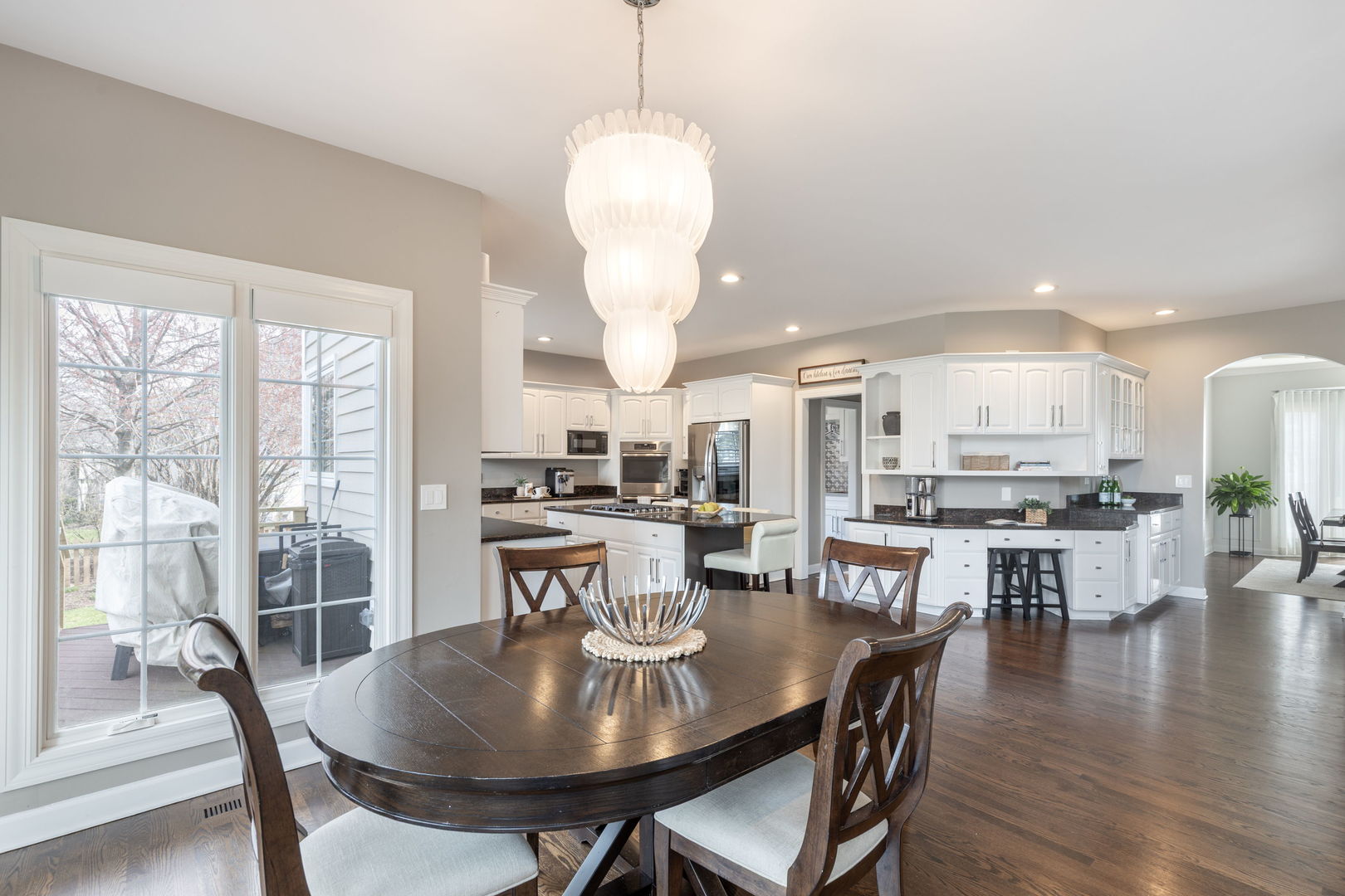 1720 Baybrook Lane, Naperville, IL 60564