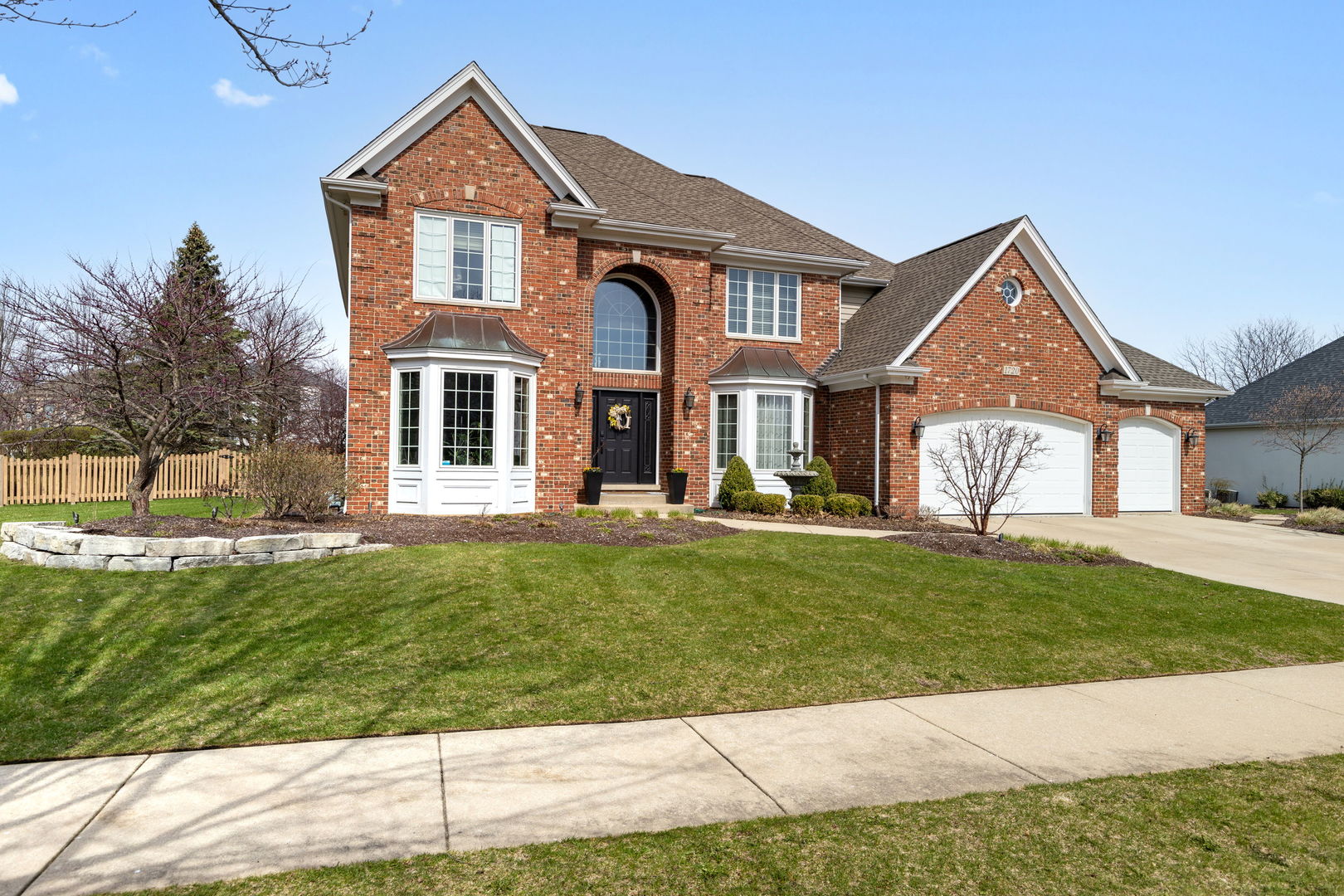1720 Baybrook Lane, Naperville, IL 60564