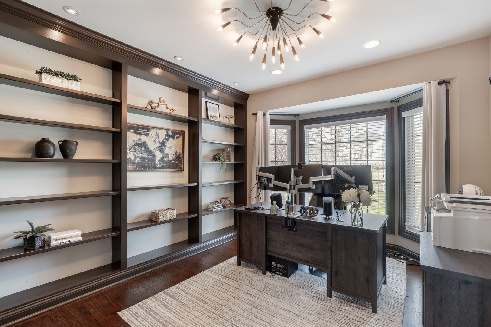 1720 Baybrook Lane, Naperville, IL 60564