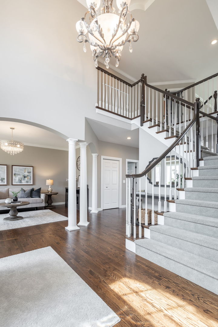 1720 Baybrook Lane, Naperville, IL 60564