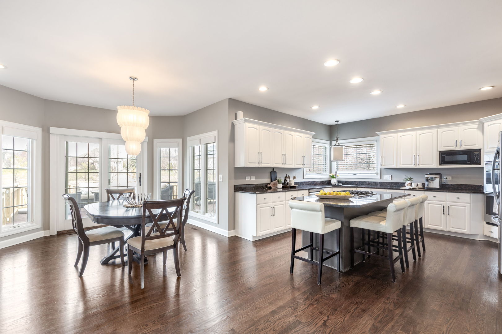 1720 Baybrook Lane, Naperville, IL 60564