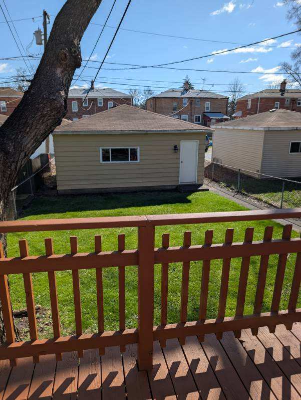 1673 Linden Street, Des Plaines, IL 60018