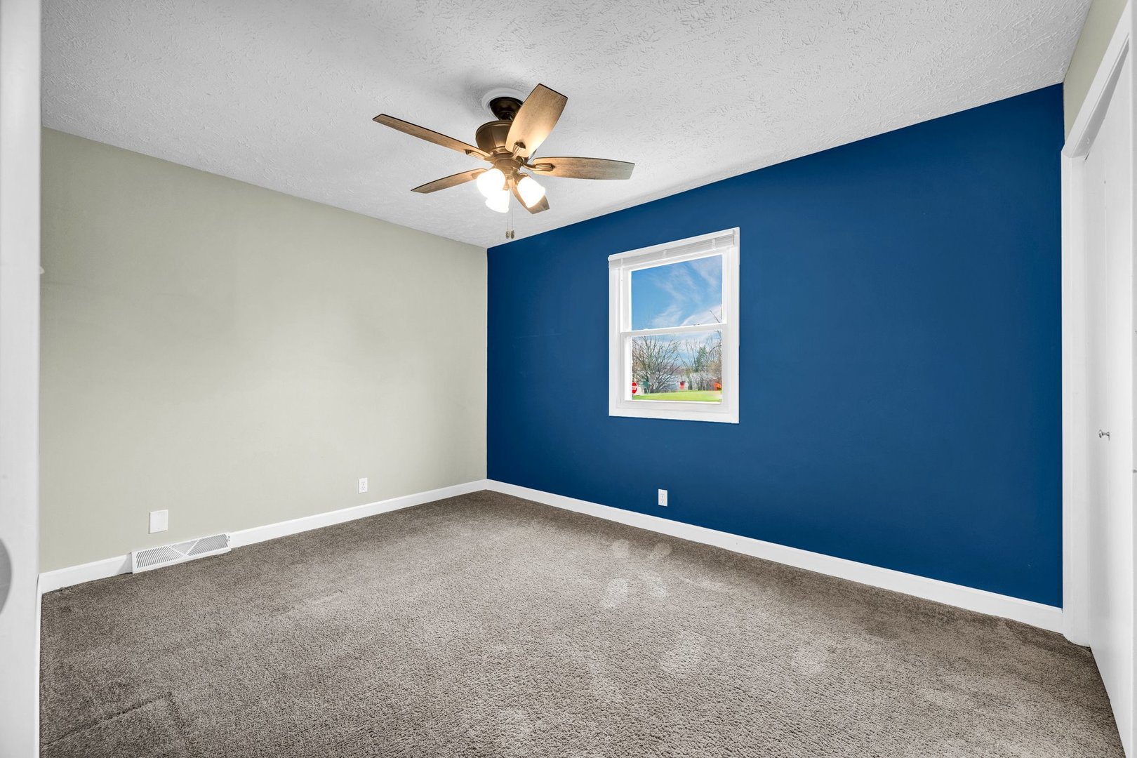 227 Belview Avenue, Normal, IL 61761