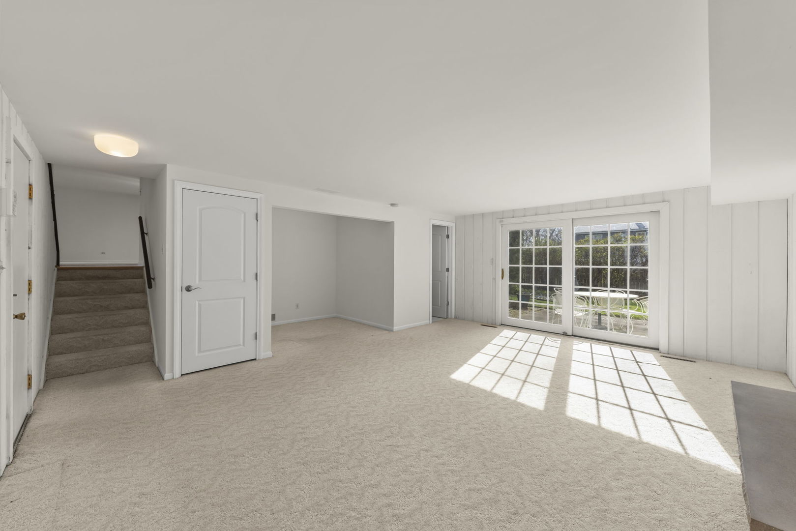 1530 N Blanchard Court, Wheaton, IL 60187