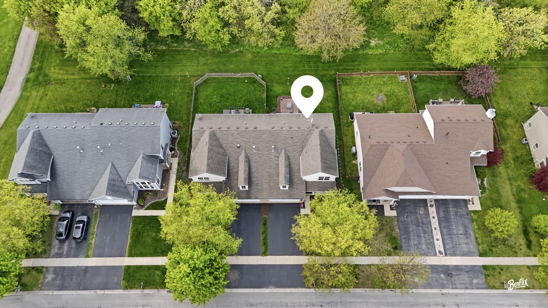 1250 Promontory Drive, Pingree Grove, IL 60140
