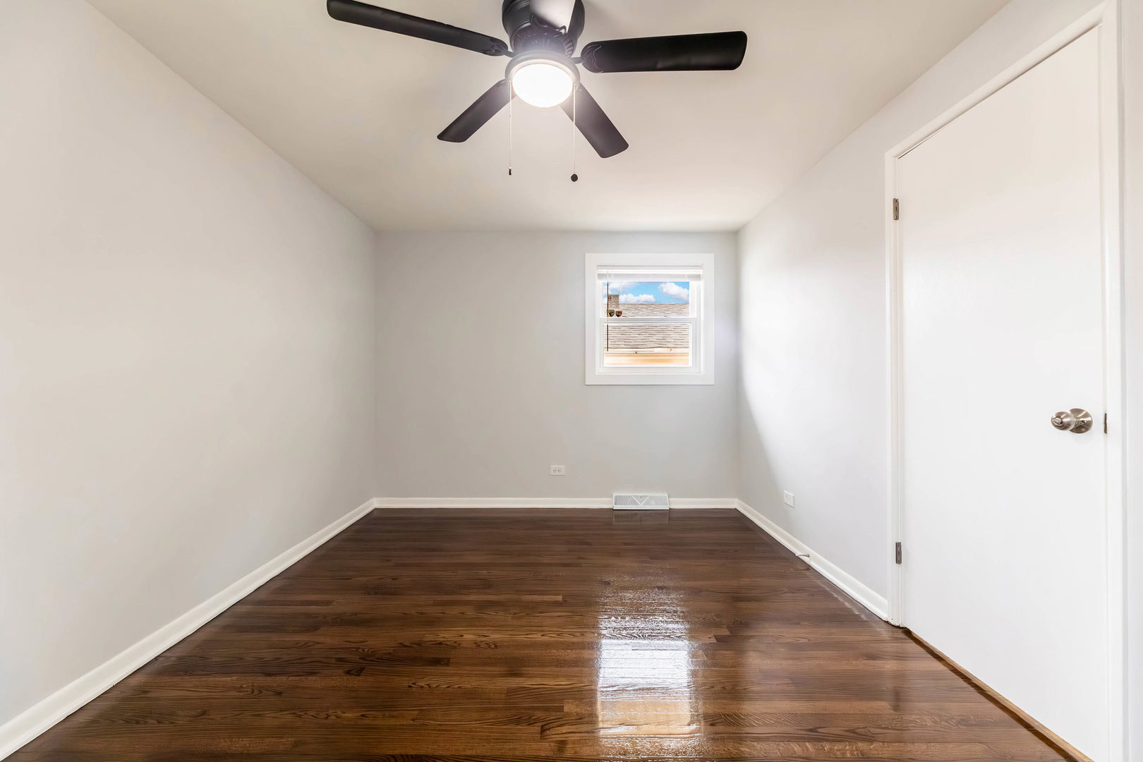 11619 S Aberdeen Street, Chicago, IL 60643