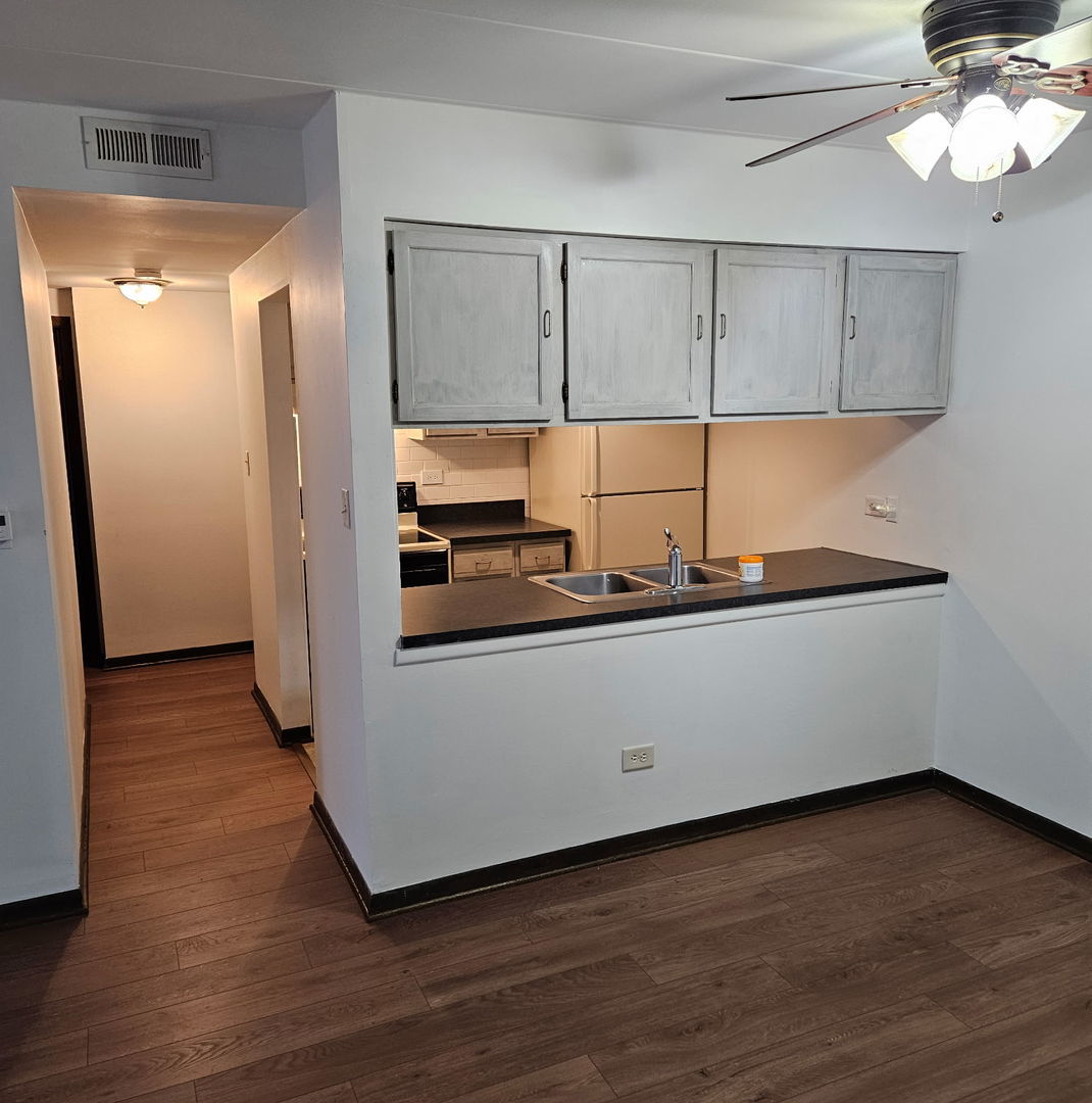 13520 Lawler Avenue #39, Crestwood, IL 60418