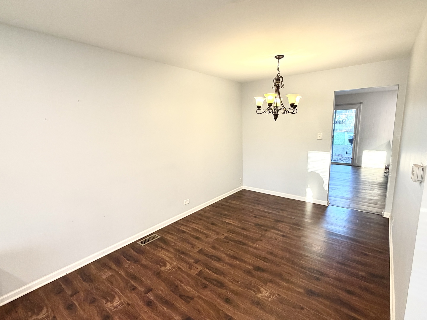 839 Dundee Avenue, Barrington, IL 60010