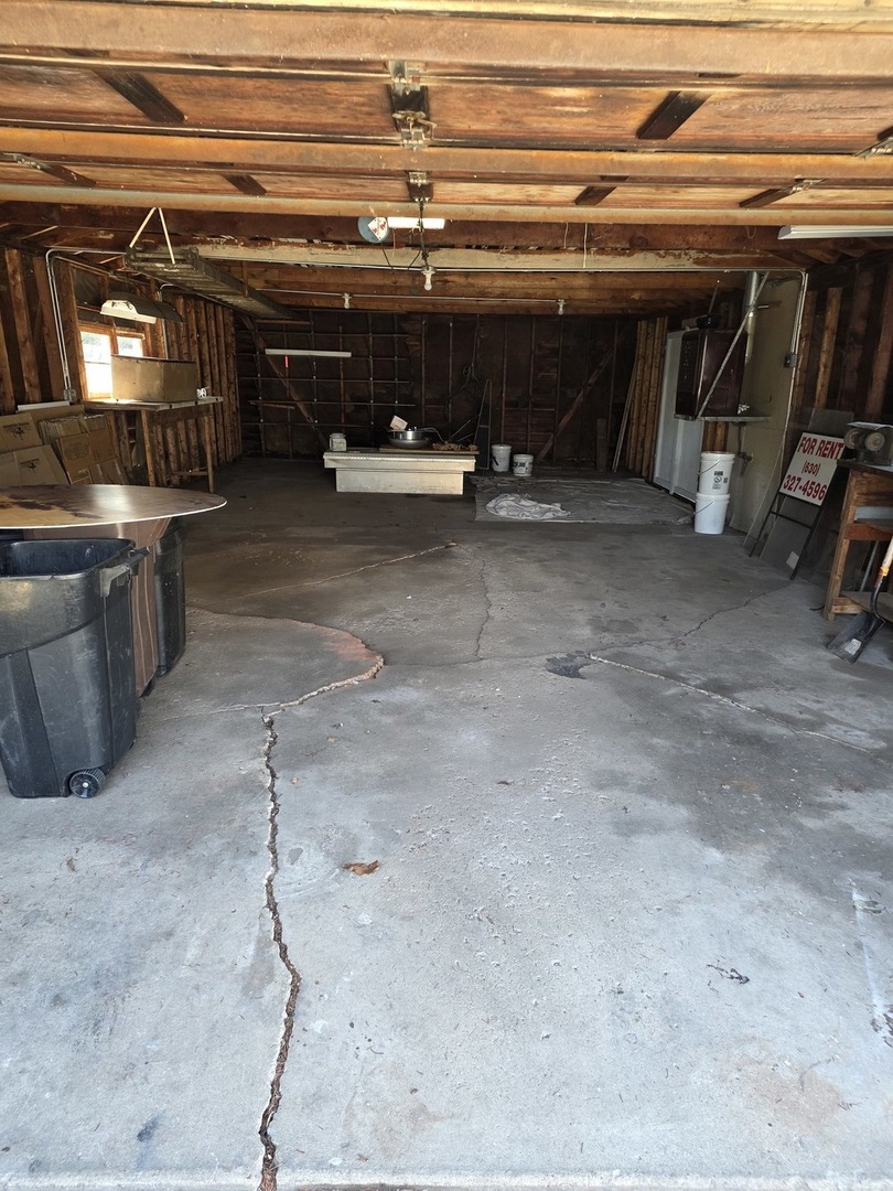 494 N Ellsworth Avenue, Villa Park, IL 60181