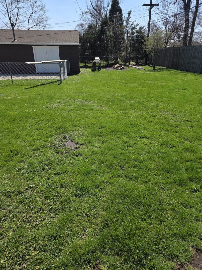 494 N Ellsworth Avenue, Villa Park, IL 60181