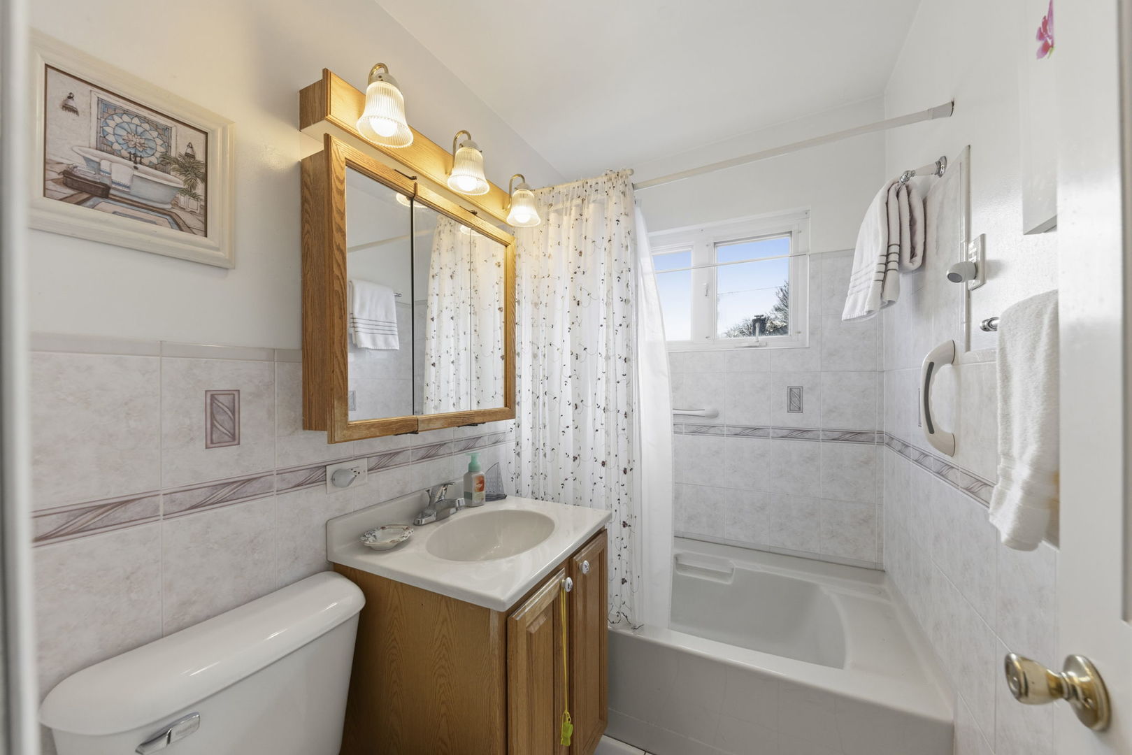 2345 Boeger Avenue, Westchester, IL 60154